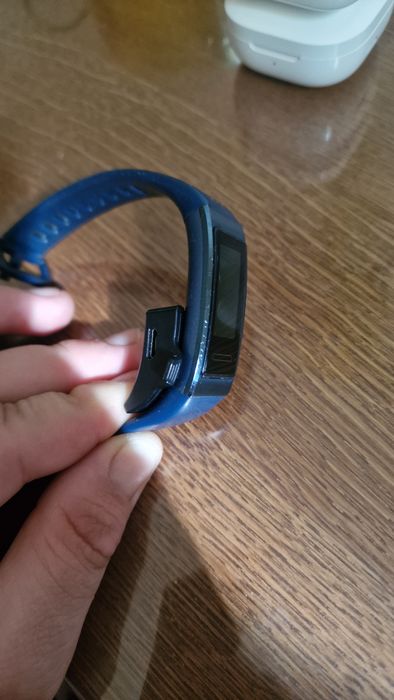 Фітнес браслет huawei. Фитнес браслет