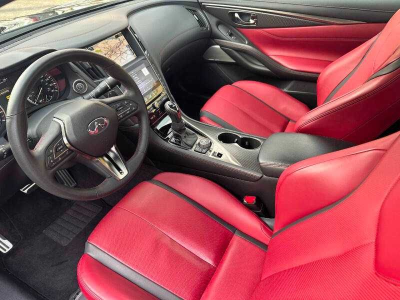2022 Infiniti Q60 Red Sport 400