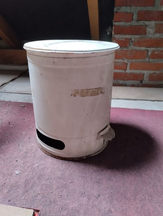 Kosz na śmieci szpitalny retro vintage PRL