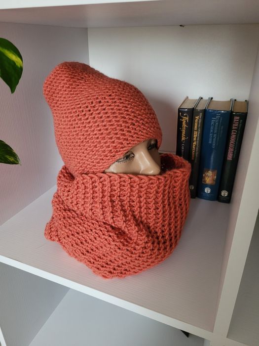 Шапка и снуд. Комплект. Ручная работа