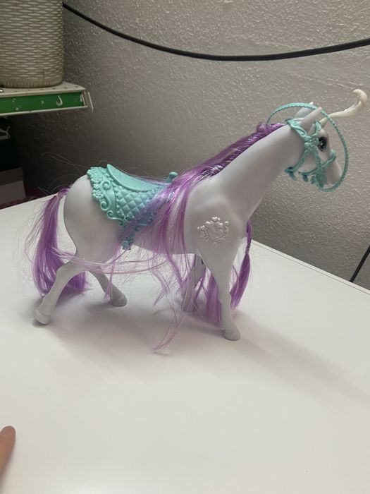 Cavalo super bonito de brincar