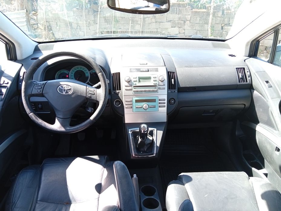 Toyota Corolla Verso 2.0 D-4D, 7 lugares