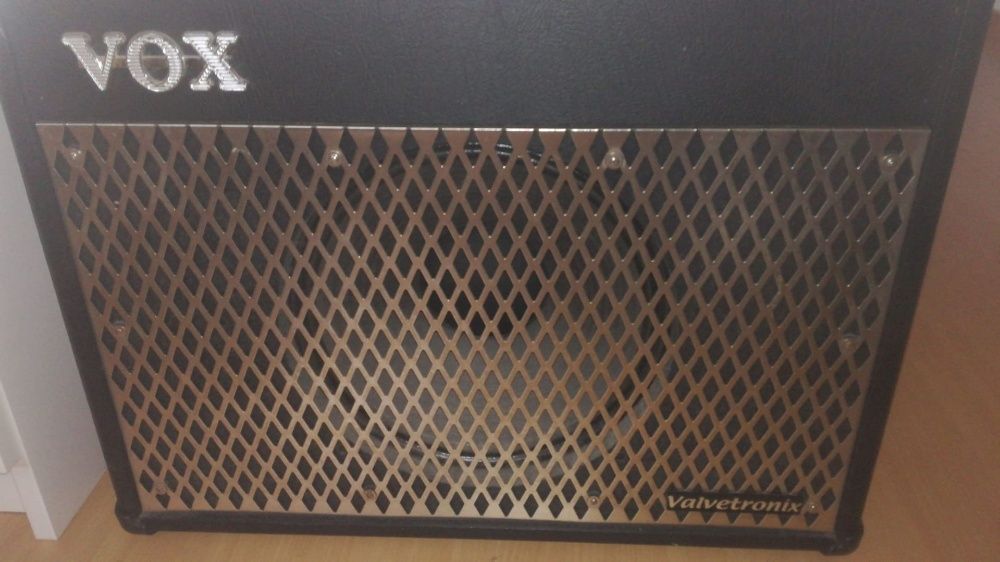 Amplificador a válvulas Vox Valvetronix vt50