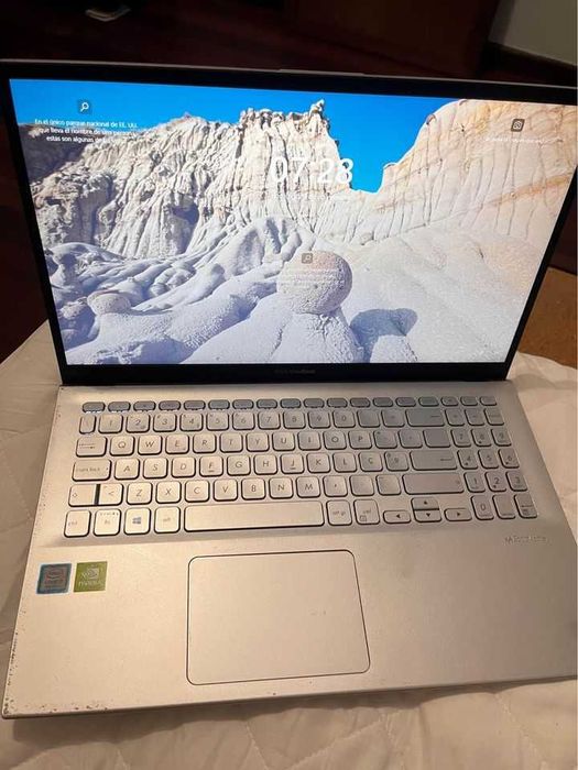 Asus Vivobook  X512FB c/ i7 8th  + 8gb ram