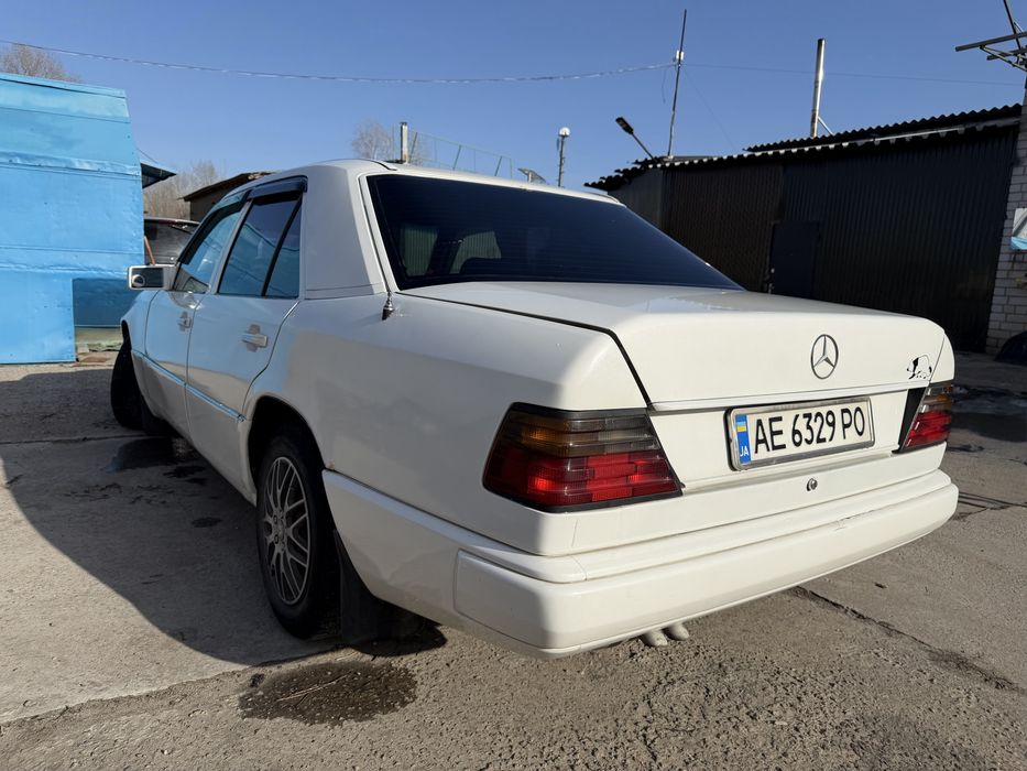 Продам Mercedes Benz  w124 3.0 d. Автомат