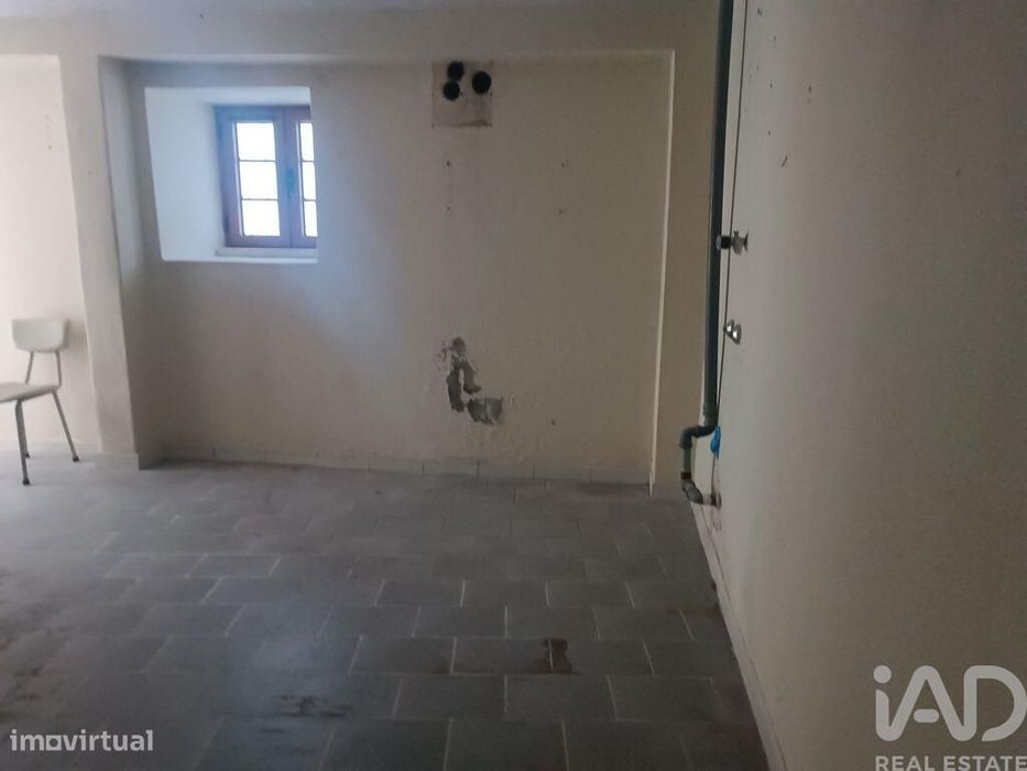Moradia geminada T4 em Trancoso e Souto Maior de 108 m2