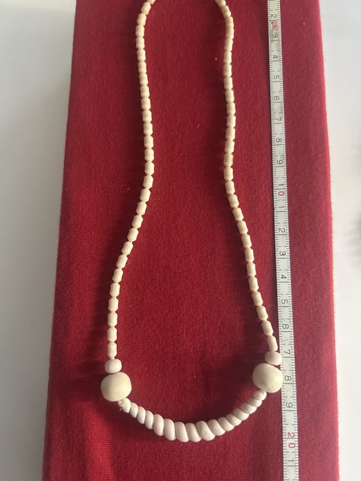 Plastikowe korale PRL