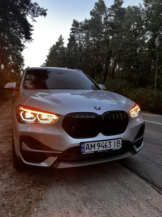 Продаж BMW X1 2021