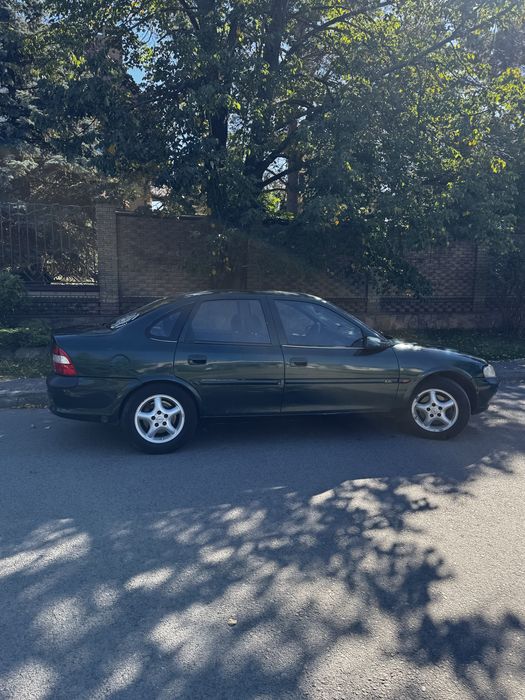 Opel vectra b 2.0 газ/бензин
