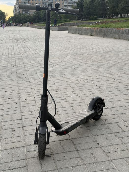 Електросамокат Xiaomi Mi Electric Scooter 1S