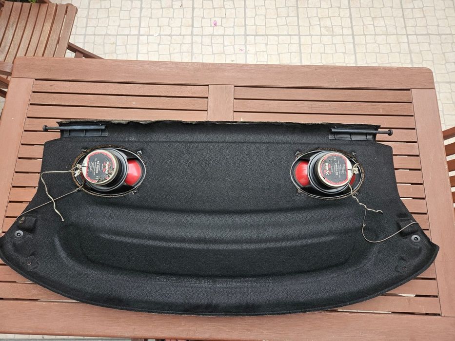 Chapeleira Ford Fiesta com colunas