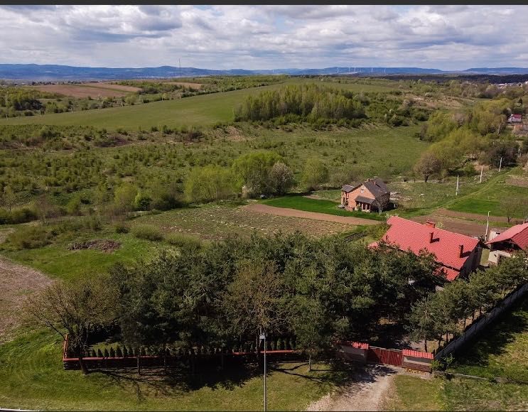 Продам будинок, особняк