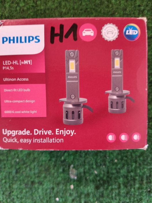 Dwa razy nowa żarówka H1 LED