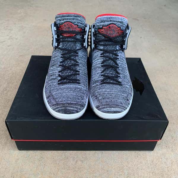 Кросовки Jordan 32 MVP  Nike Air Zoom Retro og Dunk Flyknit