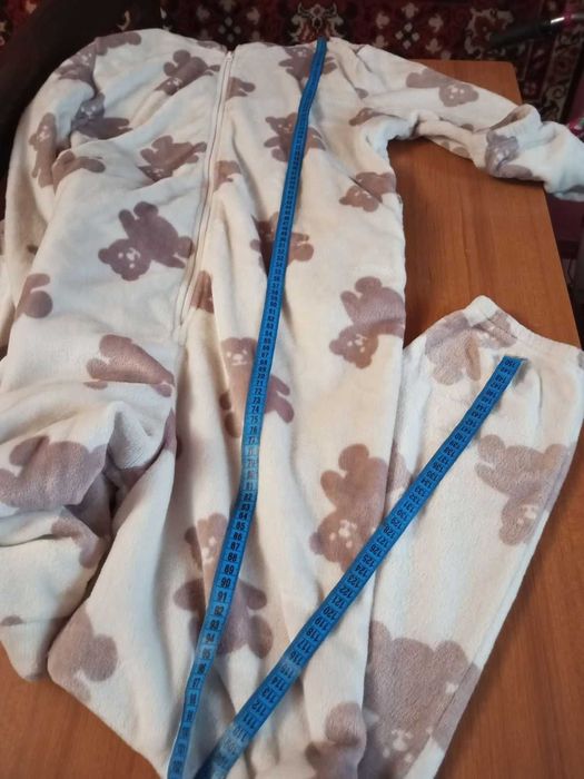 Продається кігурумі жіноче