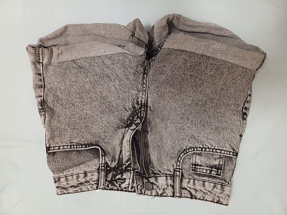 Короткі шорти сірі