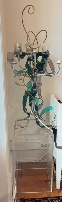 Candelabro, com base acrilico