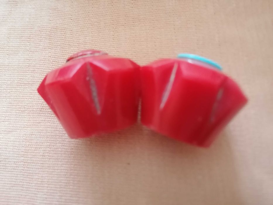 Pokrętło do kranu wody zimnej i ciepłej sztuk 2.