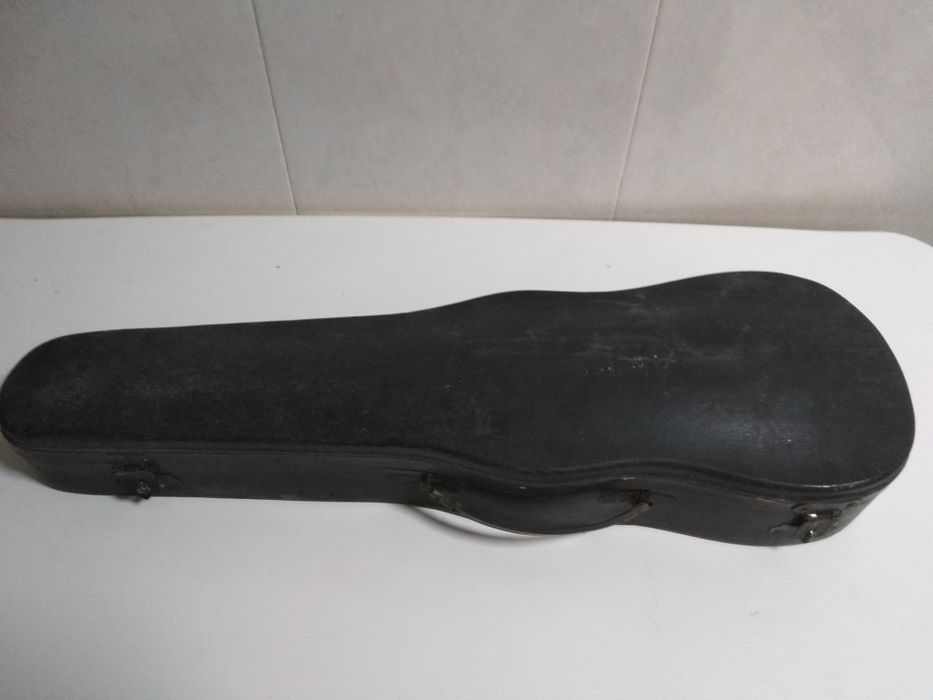Violino 1956 dos irmãos luthiers w.& A. Jacote na Suiça  voluta cabeça