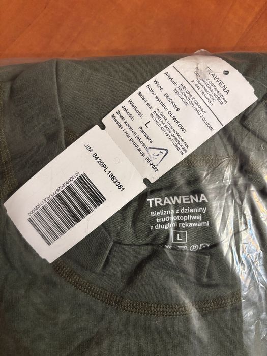 Bielizna z dzianiny trudnotopliwej z dlugimi rękawami 66/DKWS