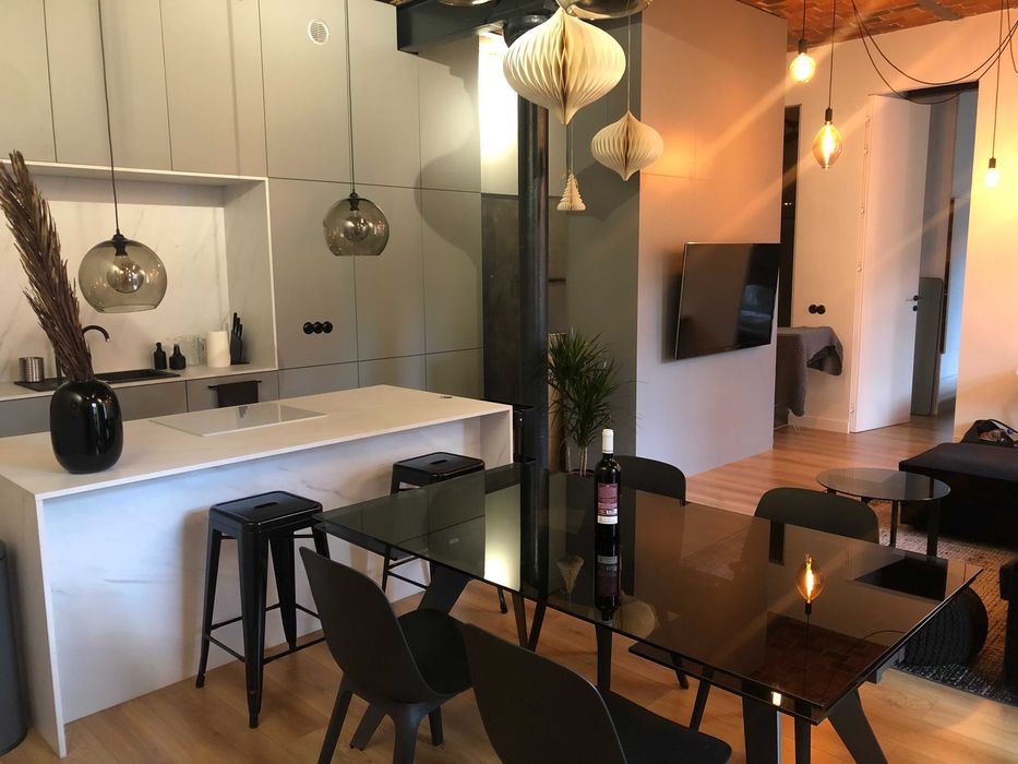 WINOBRANIE Loft wynajem mieszkania z 1 miejscem postojowym