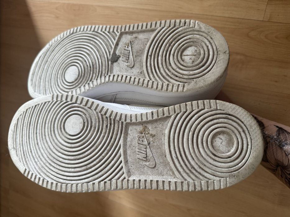 Buty Nike Priority mid rozm. 42