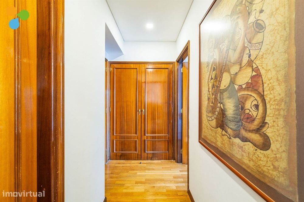 T2 com Suite, Varandas, Garagem e Arrumos - Centro da Maia