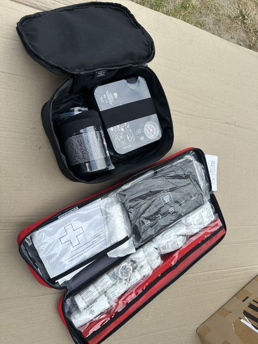 Ремкомпект , компресор , аптечка Tesla Model 3 , Tesla Model S , Tesla Model Y , din 13164