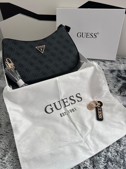 Mala Guess nunca usada, tudo impecável e com caixa