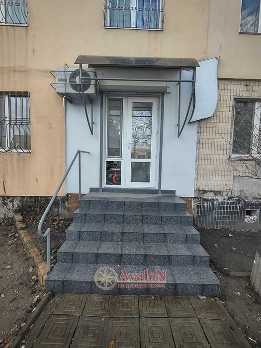 Продается действующая студия красоты!