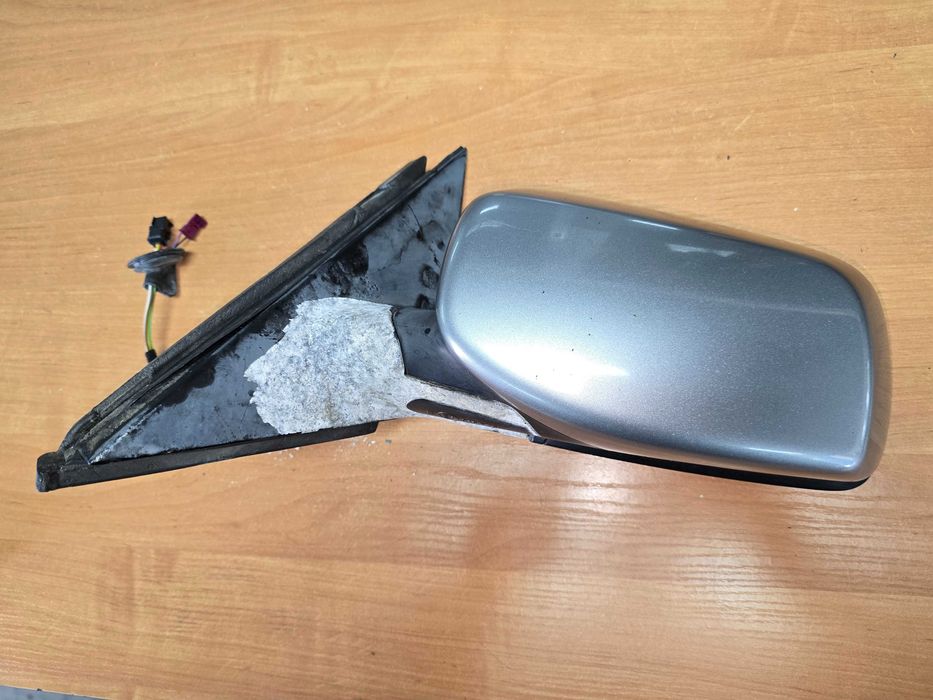 BMW 5 E60 E61 Lusterko Zewnętrzne Prawe Lewe 7 PIN Ele. Składane A08/7