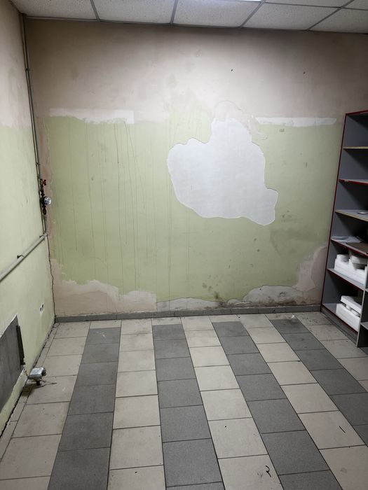 Аренда 100 м 2 на зупинці 9 школа