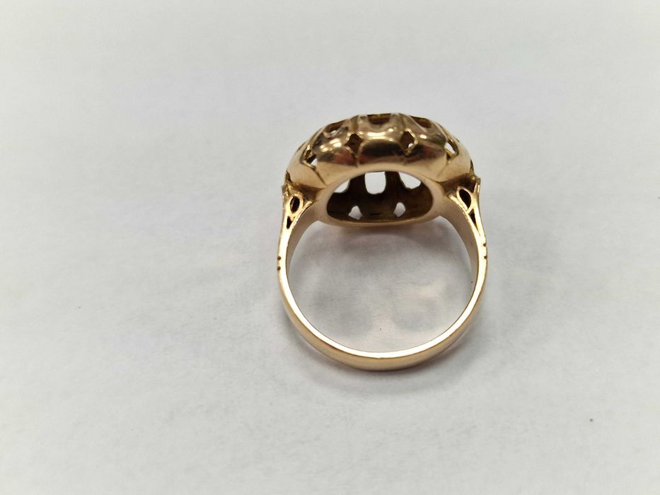 Złoty pierścionek/ 585/ 5.32 gram/ R12/ XX wiek/ praca ręczna