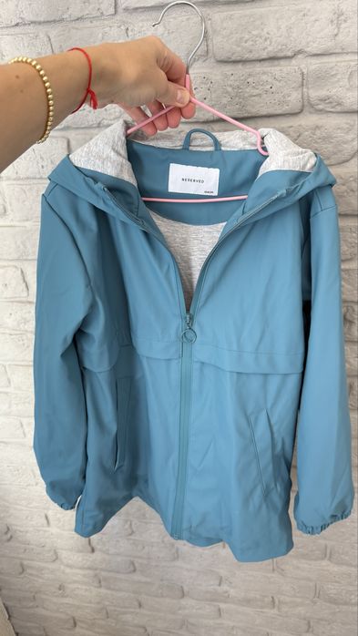 Вітровка з водонепроникним покриттям Reserved -134р.