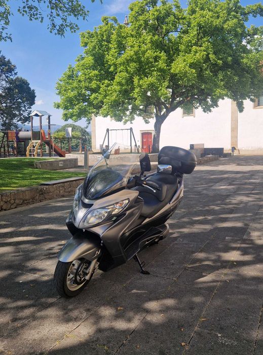 Suzuki Burgman 400  - 12800 km