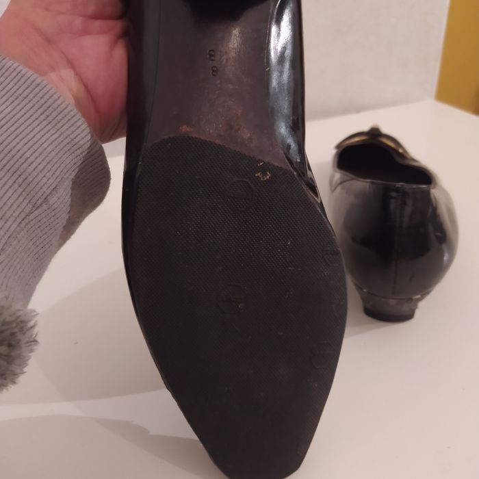 Półbuty Bally do renowacji premium