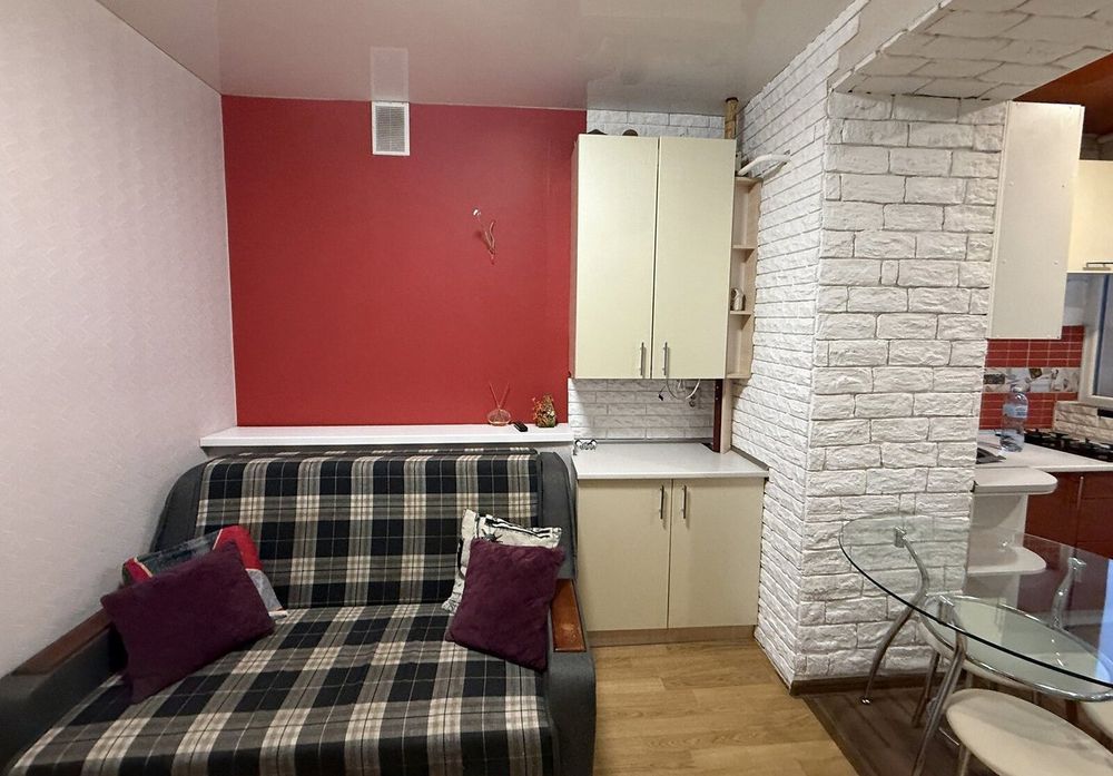 Продам терміново ! Квартира з ремонтом меблями та технікою, 1-кімн., 37 м², Ірпінь. Поруч центральний парк