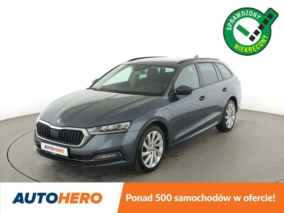 Skoda Octavia PHEV full LED virtual cocpit klima auto el. sterowane i grzane fotele