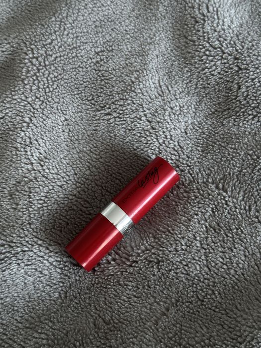 Pomadka/szminka Avon extra lasting - Cappuccino