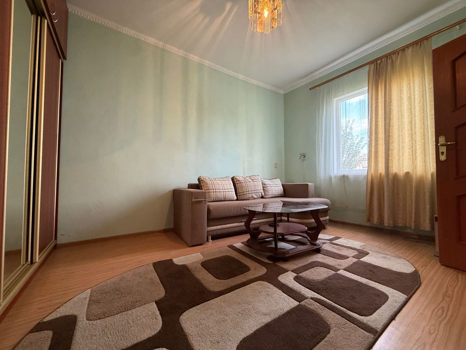 Половина Будинку в гарному районі міста. Ділянка 5 сот.!Вул.Бачинської