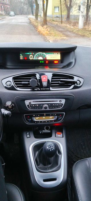 Renault Scenic 3 1.4 tce niski przebieg rok 2011