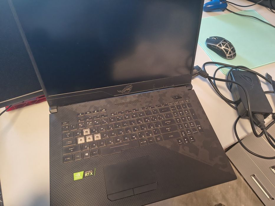 Asus rog strix gl704gw