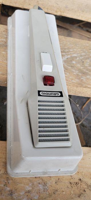 Stary mikrofon Grundig