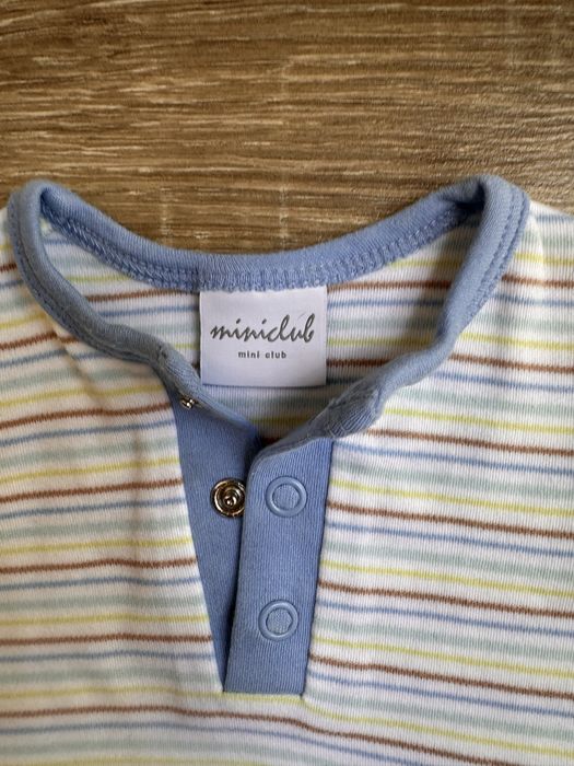 боді-маєчка на 2-4 місяці