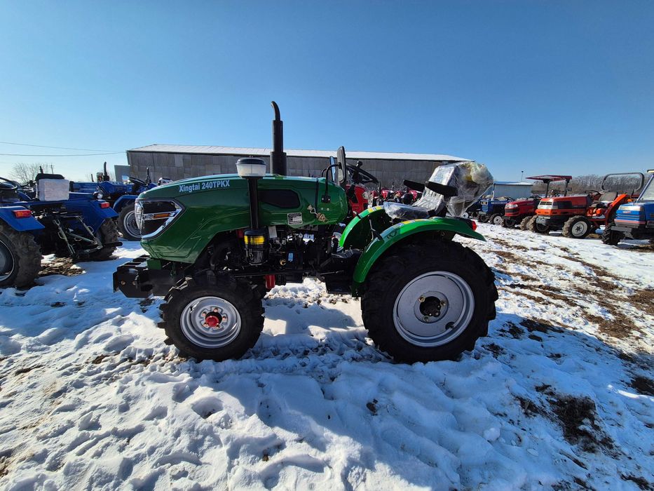 Трактор Синтай ТРКХ 240 LX широкая резина 2025