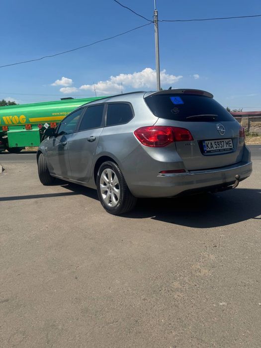 Opel Astra 2013