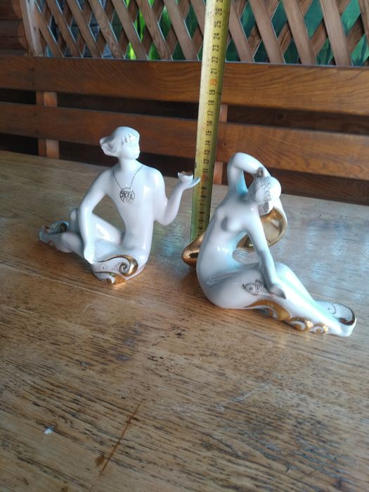 Продам фарфорові статуетки