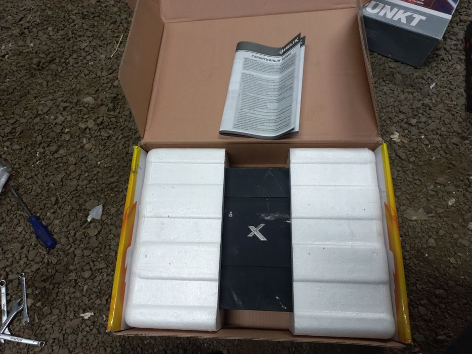 Підсилювач Helix XMAX 2.2 усілітель
Helix X-MAX 2.2 - 2-х канальный ус