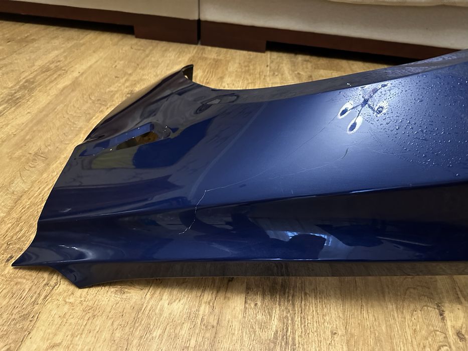 Крило ліве на tesla model 3 2022