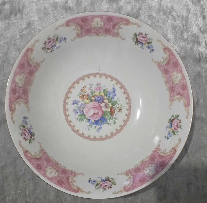 Serviço de Jantar em Porcelana Fina Remington - Padrão "Spring Garden"